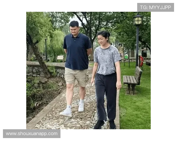 姚明出生之际的故事与家庭背景深度采访揭秘